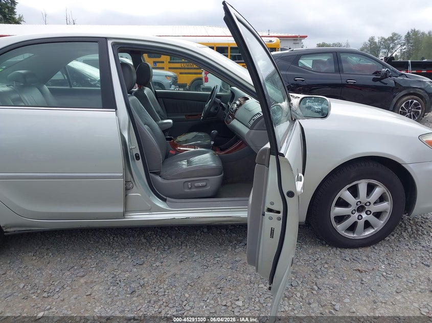 2004 Toyota Camry VIN JTDBE32K140266787 IAAI salvage auction — LEFT FRONT, Bill Of Sale (Washington), sold $450 on 2026-07-22 (photo 5)