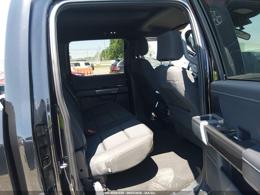 2023 Ford F-150 VIN 1FTEW1EP6PFA21460 IAAI salvage auction — SIDE, Salvage Title, sold $12,100 on 2026-07-31 (photo 8)