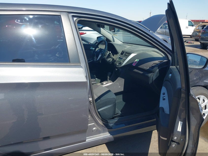 2012 Hyundai Accent VIN KMHCT5AE0CU031611 IAAI salvage auction — RIGHT FRONT, Salvage Title, sold $1,275 on 2026-07-21 (photo 5)