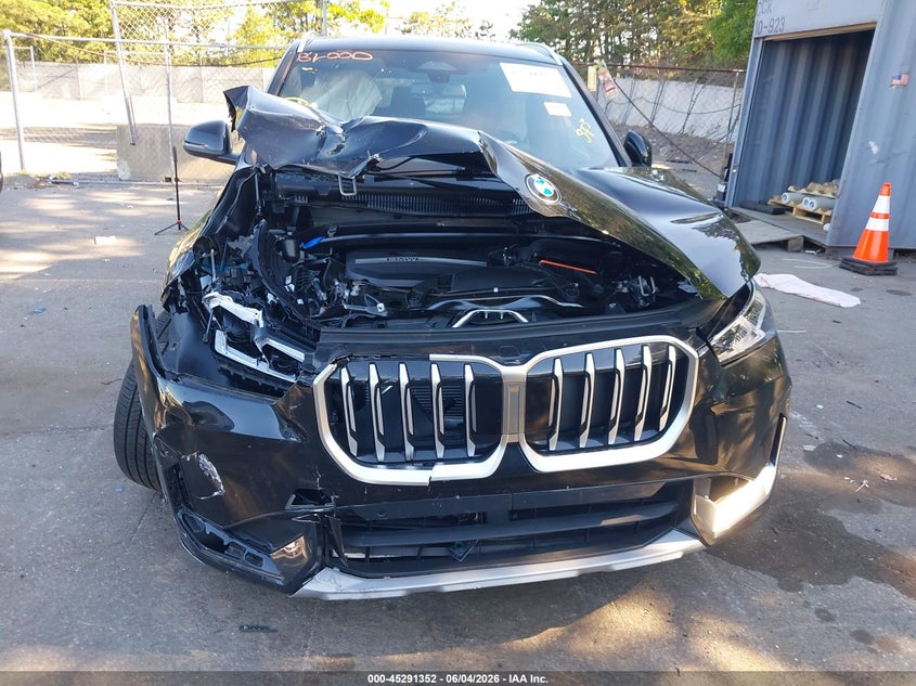 2026 BMW X1 VIN WBX73EF03T5434238 IAAI salvage auction — BIOHAZARD/CHEMICAL, Salvage Title, sold $10,100 on 2026-08-01 (photo 6)