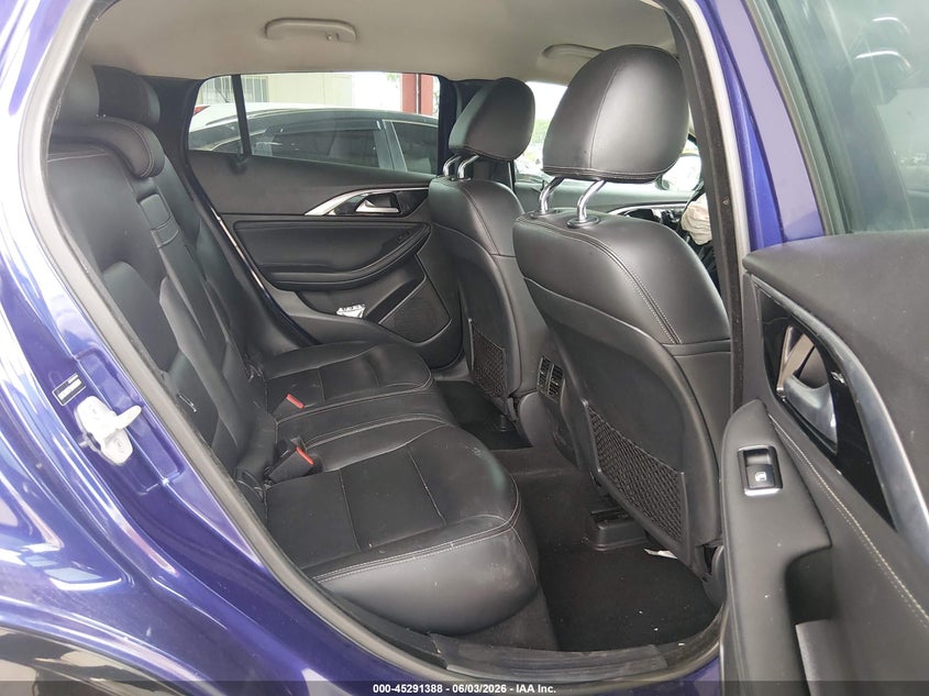 2018 Infiniti Qx30 VIN SJKCH5CP9JA055681 IAAI salvage auction — FRONT END, Salvage Title, sold $325 on 2026-07-14 (photo 8)