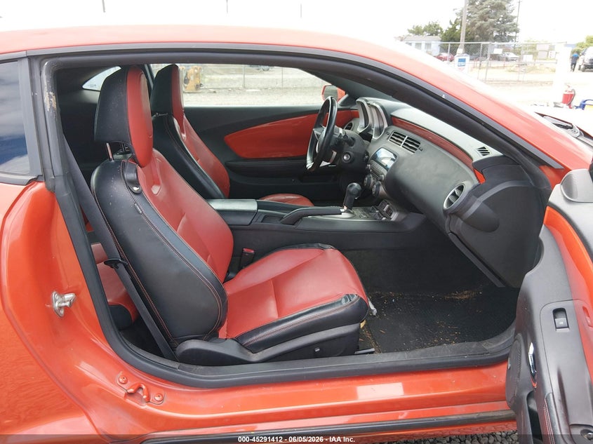 2011 Chevrolet Camaro VIN 2G1FC1ED6B9121863 IAAI salvage auction — SIDE, Salvage (Oregon), sold $2,200 on 2026-07-10 (photo 5)