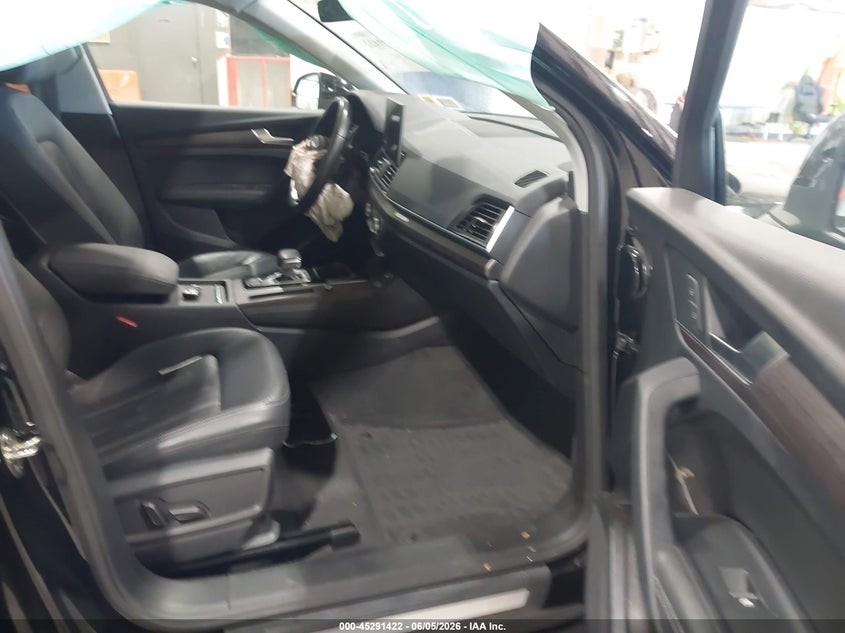 2021 Audi Q5 VIN WA1BAAFY3M2041039 IAAI salvage auction — FRONT END, Salvage Title, sold $9,300 on 2026-07-15 (photo 5)