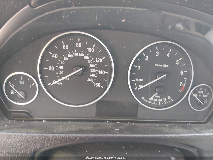 2017 BMW 3er VIN WBA8E1G56HNU15315 IAAI salvage auction — FRONT & REAR, Salvage Title, sold $775 on 2026-07-27 (photo 7)