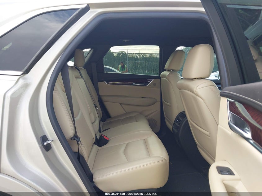 2017 Cadillac Xt5 VIN 1GYKNCRS5HZ198981 IAAI salvage auction — HAIL, Salvage (Kansas), sold $3,900 on 2026-07-10 (photo 8)