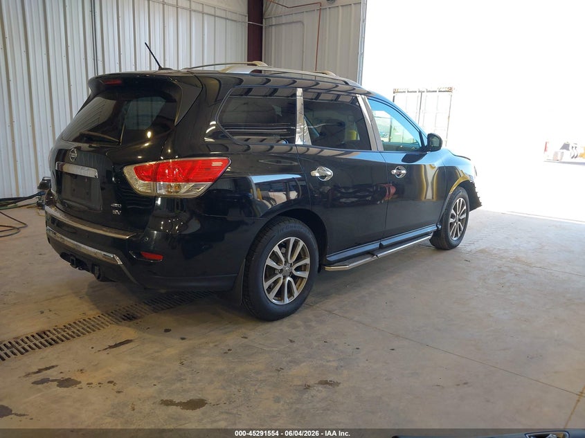 2016 Nissan Pathfinder VIN 5N1AR2MM6GC623968 IAAI salvage auction — FRONT END, Salvage Title, sold $925 on 2026-07-09 (photo 4)