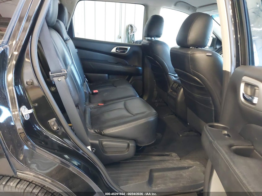 2016 Nissan Pathfinder VIN 5N1AR2MM6GC623968 IAAI salvage auction — FRONT END, Salvage Title, sold $925 on 2026-07-09 (photo 8)