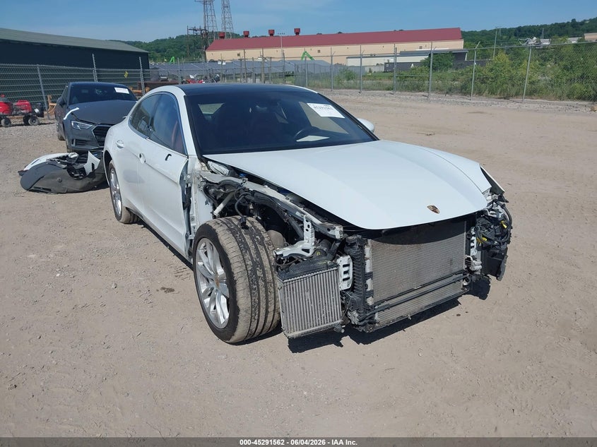 2018 Porsche Panamera VIN WP0AB2A75JL132662 — IAAI salvage auction photo