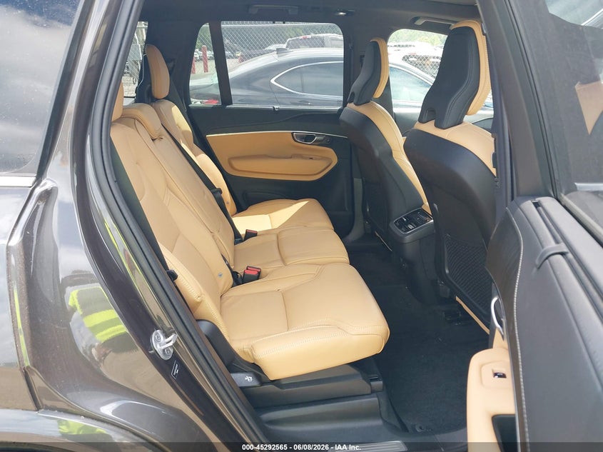 2024 Volvo Xc90 VIN YV4062PF4R1208391 IAAI salvage auction — LEFT REAR, Salvage Title, sold $27,050 on 2026-07-06 (photo 8)