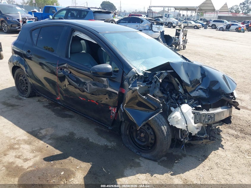 2015 Toyota Prius c VIN JTDKDTB33F1113613 IAAI salvage auction — FRONT END, Salvage (California), sold $500 on 2026-07-22 (photo 1)