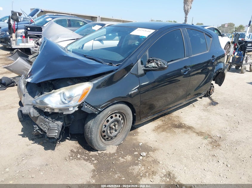 2015 Toyota Prius c VIN JTDKDTB33F1113613 IAAI salvage auction — FRONT END, Salvage (California), sold $500 on 2026-07-22 (photo 2)