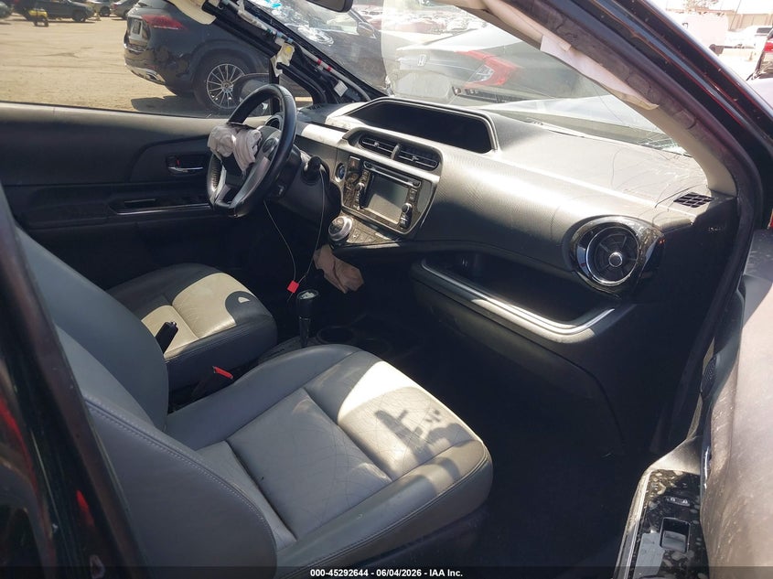 2015 Toyota Prius c VIN JTDKDTB33F1113613 IAAI salvage auction — FRONT END, Salvage (California), sold $500 on 2026-07-22 (photo 5)