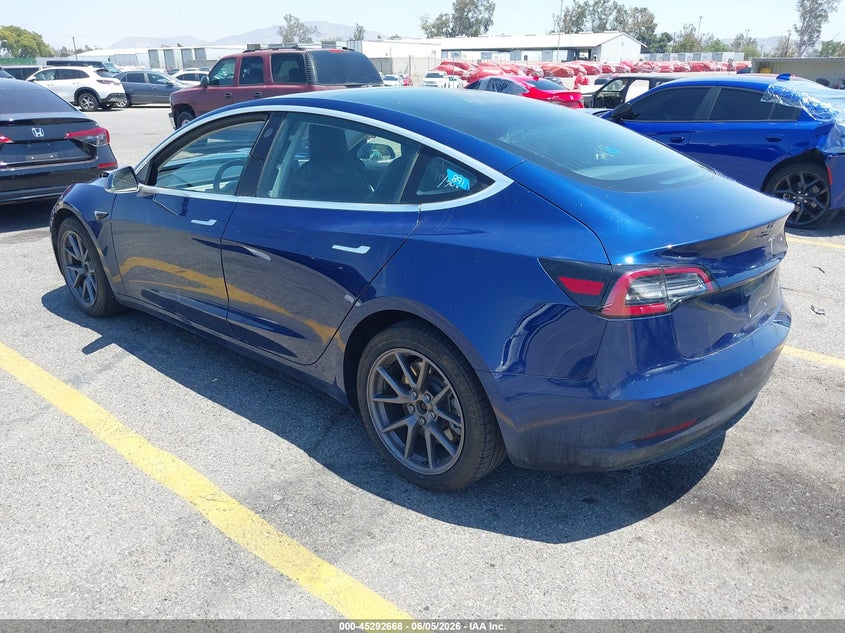 2018 Tesla Model 3 VIN 5YJ3E1EB8JF114880 IAAI salvage auction — RIGHT FRONT, Salvage (California), sold $3,550 on 2026-07-16 (photo 3)
