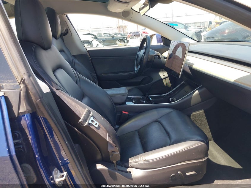 2018 Tesla Model 3 VIN 5YJ3E1EB8JF114880 IAAI salvage auction — RIGHT FRONT, Salvage (California), sold $3,550 on 2026-07-16 (photo 5)