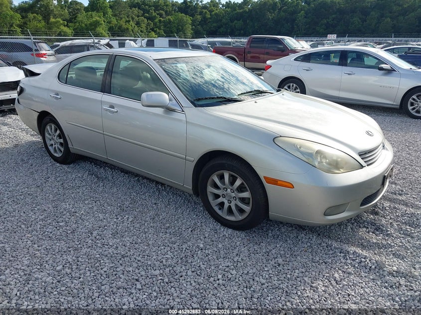 2002 Lexus Es 300 VIN JTHBF30G820011027 IAAI salvage auction — REAR END, Salvage (Alabama), sold $200 on 2026-07-17 (photo 1)