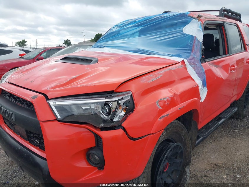2023 Toyota 4runner VIN JTELU5JR2P6109946 IAAI salvage auction — FRONT & REAR, Salvage (Oklahoma), sold $11,125 on 2026-07-14 (photo 6)