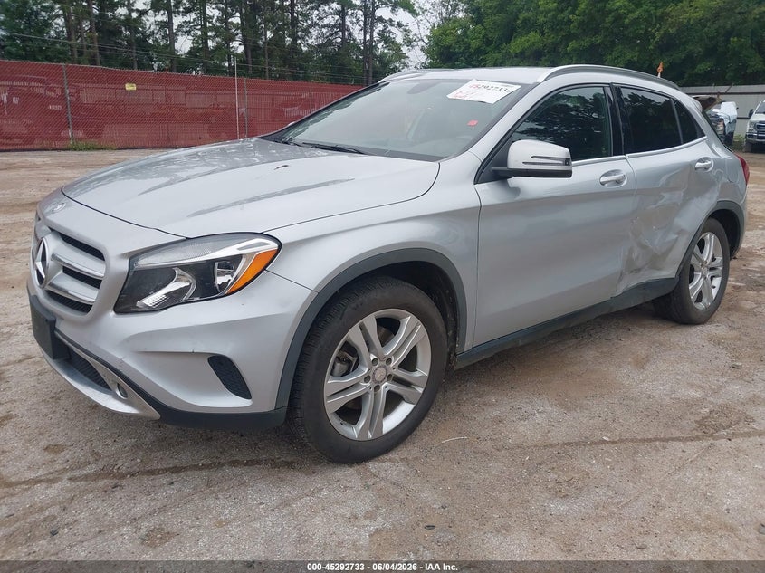 2015 Mercedes-benz Gla-klasse VIN WDCTG4GB7FJ183210 IAAI salvage auction — LEFT SIDE, Salvage Title, sold $3,800 on 2026-07-09 (photo 2)
