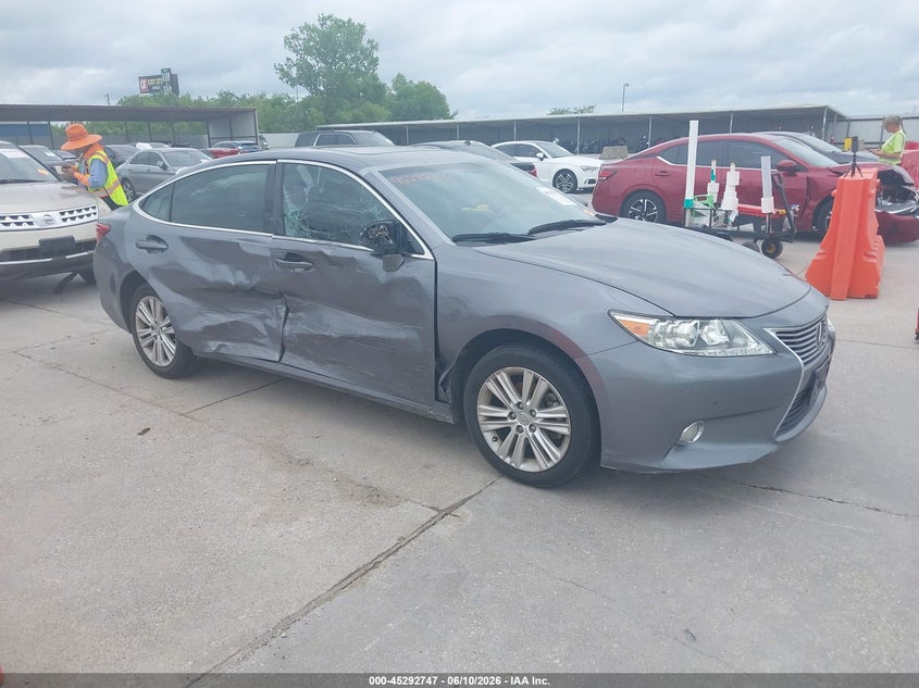 2014 Lexus ES VIN JTHBK1GG6E2101159 IAAI salvage auction — SIDE, Salvage Title, sold $1,150 on 2026-07-22 (photo 1)