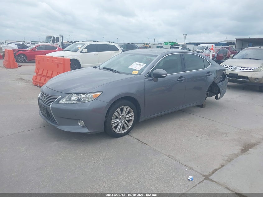 2014 Lexus ES VIN JTHBK1GG6E2101159 IAAI salvage auction — SIDE, Salvage Title, sold $1,150 on 2026-07-22 (photo 2)