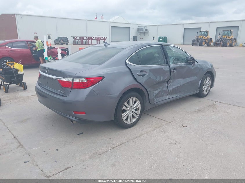 2014 Lexus ES VIN JTHBK1GG6E2101159 IAAI salvage auction — SIDE, Salvage Title, sold $1,150 on 2026-07-22 (photo 4)