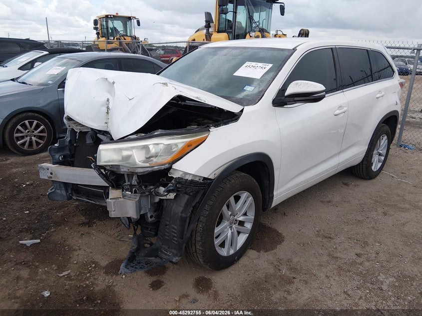 2015 Toyota Highlander VIN 5TDZARFH1FS011925 IAAI salvage auction — FRONT END, Salvage Title, sold $5,500 on 2026-07-28 (photo 2)