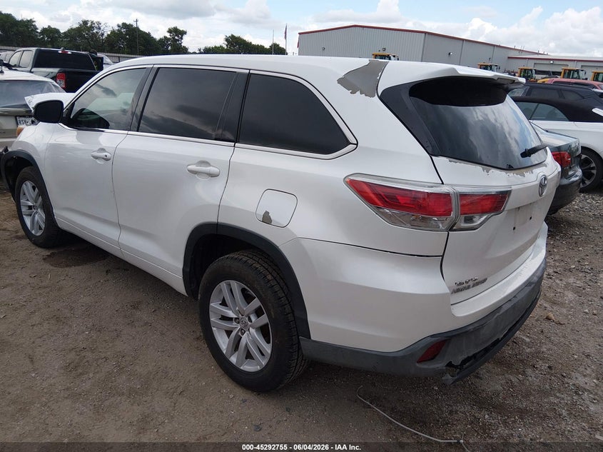 2015 Toyota Highlander VIN 5TDZARFH1FS011925 IAAI salvage auction — FRONT END, Salvage Title, sold $5,500 on 2026-07-28 (photo 3)