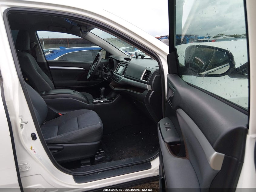 2015 Toyota Highlander VIN 5TDZARFH1FS011925 IAAI salvage auction — FRONT END, Salvage Title, sold $5,500 on 2026-07-28 (photo 5)