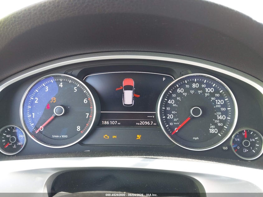 2011 Volkswagen Touareg VIN WVGFF9BP2BD006770 IAAI salvage auction — FRONT END, Mv-907A (New York), sold $325 on 2026-08-02 (photo 7)