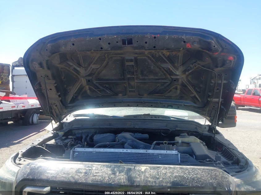 2014 Ford F-550 chassis VIN 1FDUF5GY9EEB37548 IAAI salvage auction — NORMAL WEAR, Clear (Arizona), sold $25 on 2026-07-28 (photo 9)
