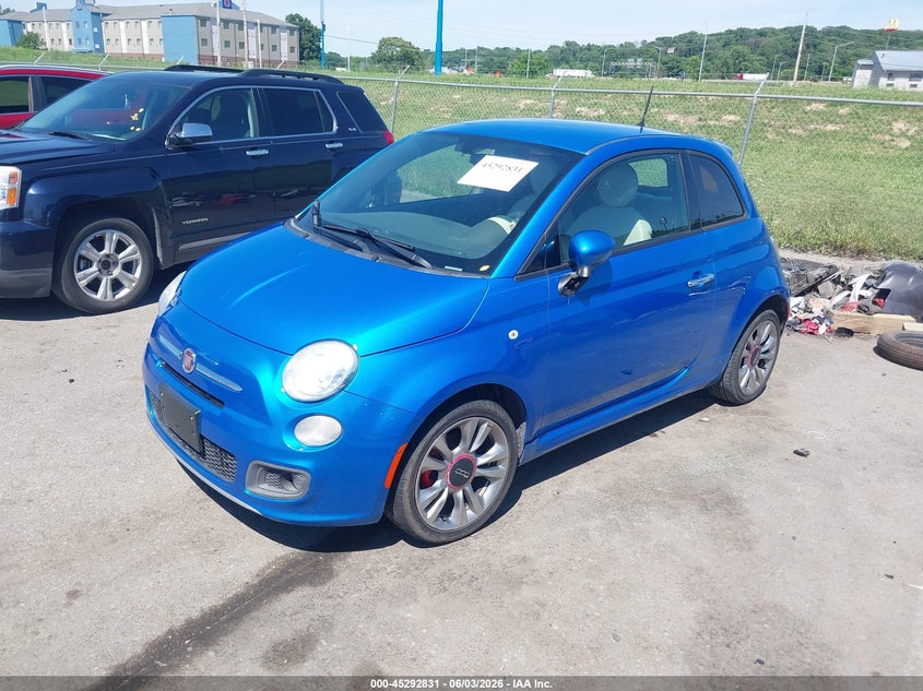 2015 Fiat 500 VIN 3C3CFFBRXFT696246 IAAI salvage auction — SIDE, Wait Title, sold $850 on 2026-10-06 (photo 2)