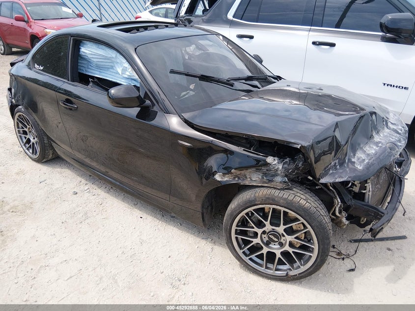 2011 BMW 1 series VIN WBAUC9C54BVM10257 IAAI salvage auction — FRONT END, Salvage (Illinois), sold $925 on 2026-07-14 (photo 1)