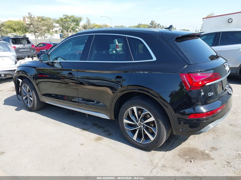 2021 Audi Q5 VIN WA1AAAFY6M2030550 IAAI salvage auction — LEFT FRONT, Salvage Title, sold $11,250 on 2026-07-27 (photo 3)