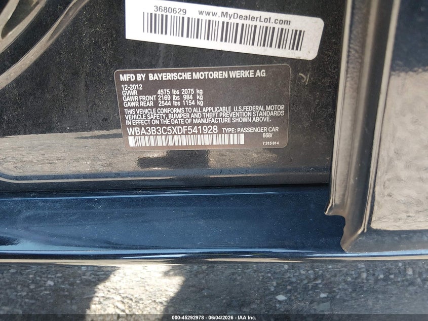 2013 BMW 3er VIN WBA3B3C5XDF541928 IAAI salvage auction — LEFT REAR, Salvage Title, sold $450 on 2026-07-13 (photo 9)