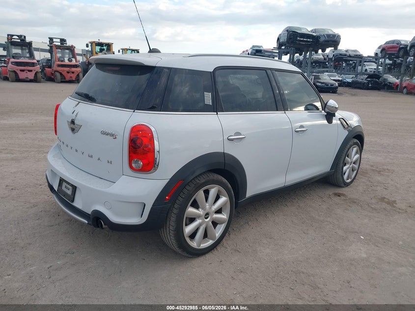2014 Mini Countryman VIN WMWZC3C58EWT00555 IAAI salvage auction — LEFT SIDE, Salvage Title, sold $2,450 on 2026-07-07 (photo 4)