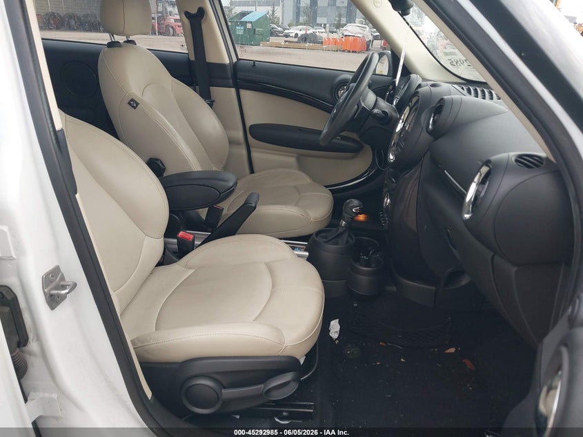 2014 Mini Countryman VIN WMWZC3C58EWT00555 IAAI salvage auction — LEFT SIDE, Salvage Title, sold $2,450 on 2026-07-07 (photo 5)