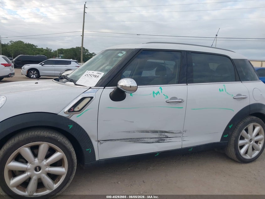 2014 Mini Countryman VIN WMWZC3C58EWT00555 IAAI salvage auction — LEFT SIDE, Salvage Title, sold $2,450 on 2026-07-07 (photo 6)