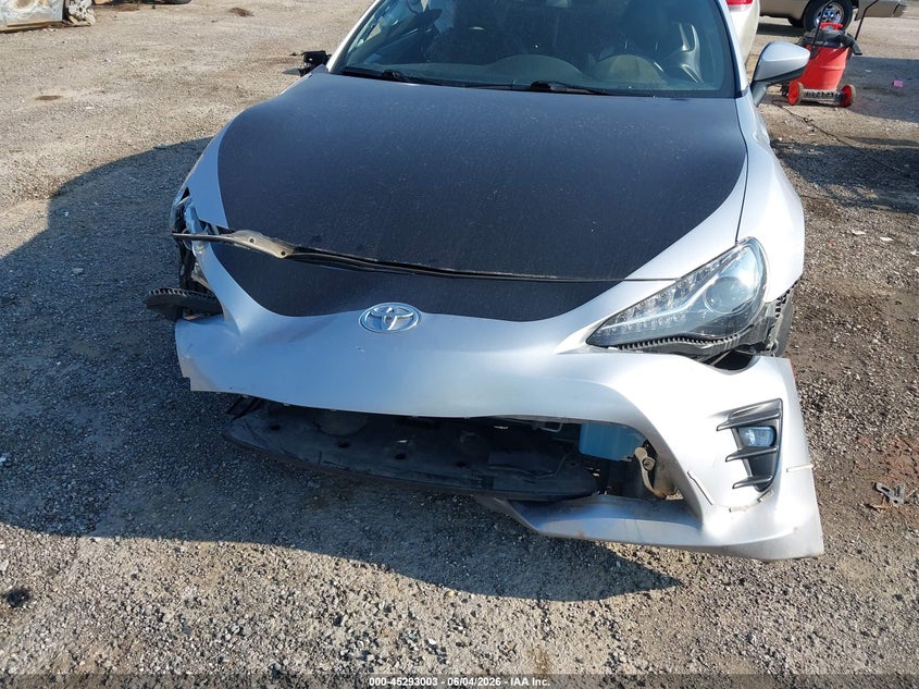 2019 Toyota Gt86 VIN JF1ZNAE11K8701026 IAAI salvage auction — FRONT & REAR, Salvage Title, sold $1,300 on 2026-07-21 (photo 6)