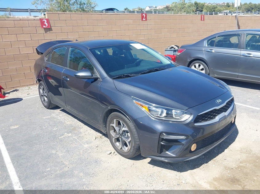 2020 Kia Forte VIN 3KPF24AD4LE249099 IAAI salvage auction — REAR END, Salvage Title, sold $2,850 on 2026-07-23 (photo 1)