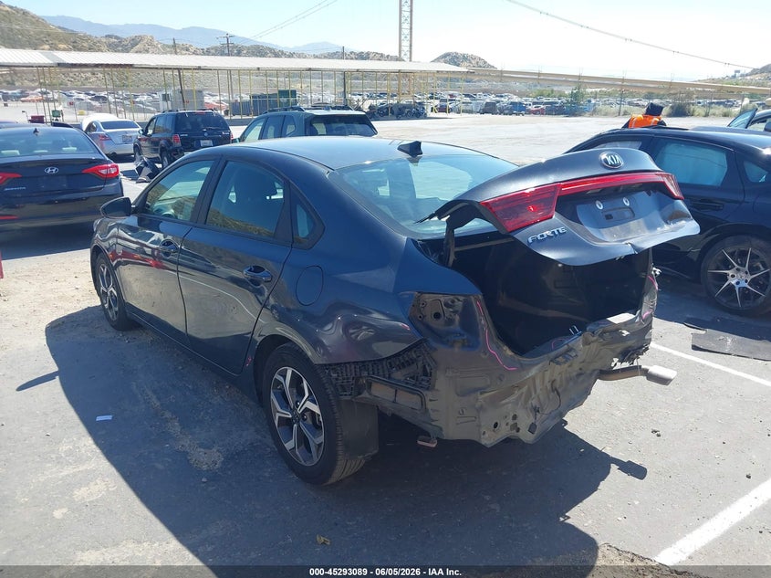 2020 Kia Forte VIN 3KPF24AD4LE249099 IAAI salvage auction — REAR END, Salvage Title, sold $2,850 on 2026-07-23 (photo 3)