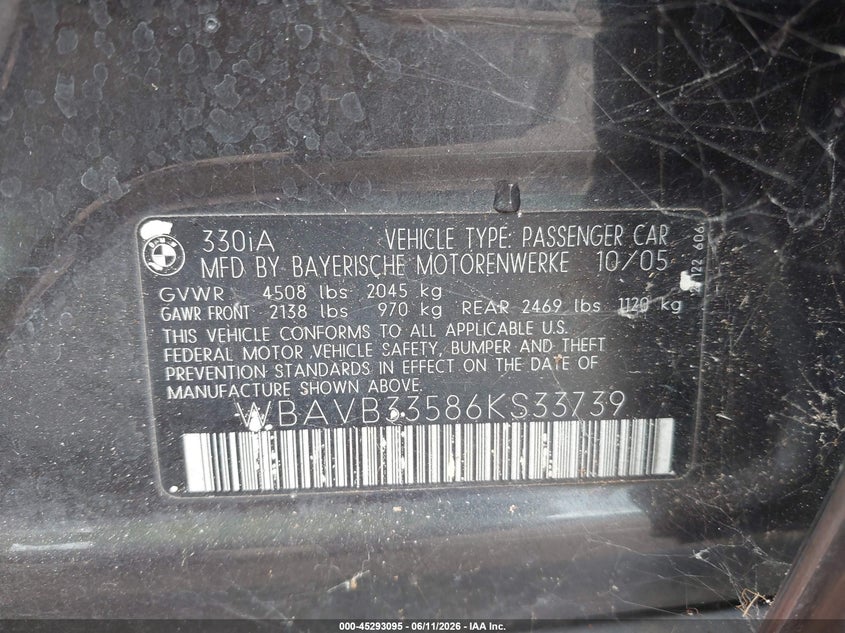 2006 BMW 3 series VIN WBAVB33586KS33739 IAAI salvage auction — NORMAL WEAR, Clear (Hawaii), sold $1,900 on 2026-08-04 (photo 9)