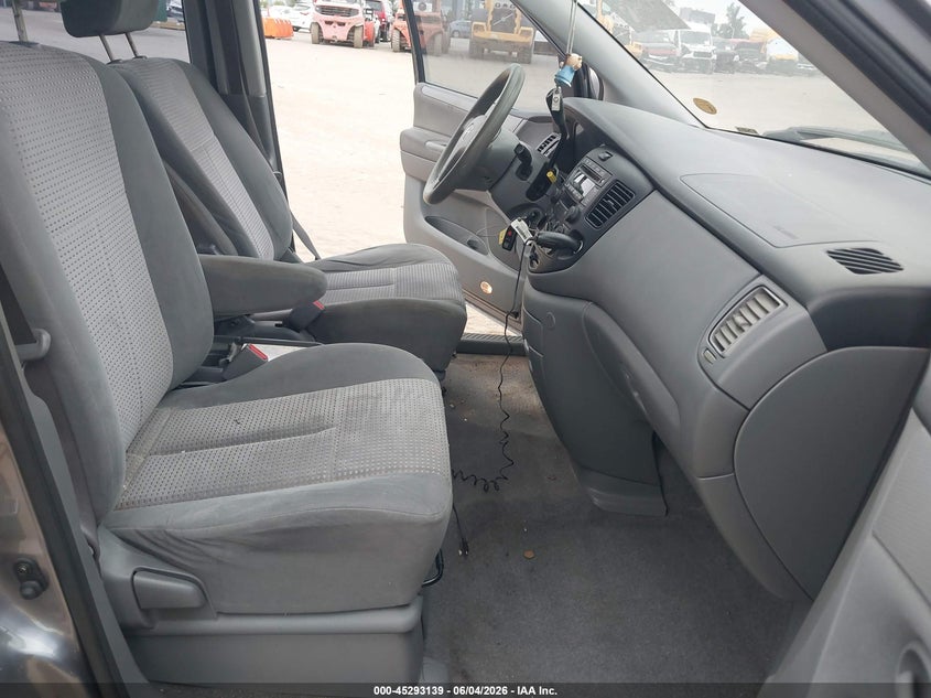 2004 Mazda Mpv VIN JM3LW28A640513562 IAAI salvage auction — FRONT END, Rebuildable (Florida), sold $375 on 2026-07-10 (photo 5)