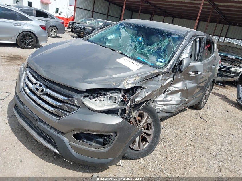 2013 Hyundai Santa fe VIN 5XYZT3LB4DG010012 IAAI salvage auction — BIO HAZARD, Salvage Title, sold $250 on 2026-07-07 (photo 2)