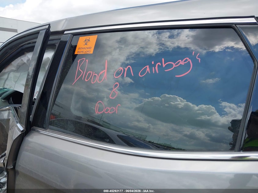 2013 Hyundai Santa fe VIN 5XYZT3LB4DG010012 IAAI salvage auction — BIO HAZARD, Salvage Title, sold $250 on 2026-07-07 (photo 6)