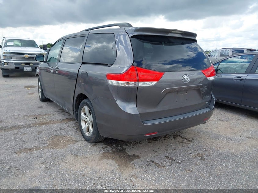2014 Toyota Sienna VIN 5TDKK3DC7ES480261 IAAI salvage auction — FRONT END, Original (Texas), sold $825 on 2026-07-22 (photo 3)