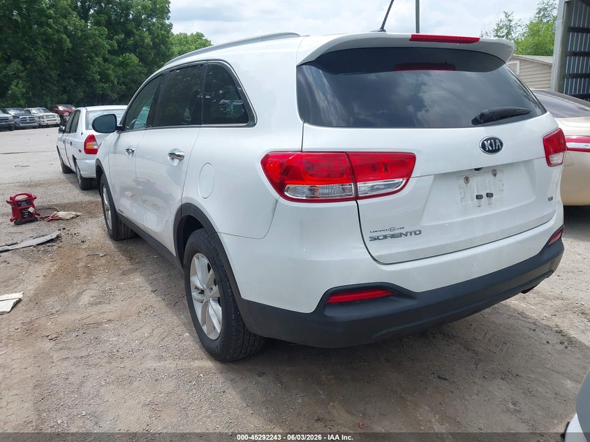 2017 Kia Sorento VIN 5XYPGDA5XHG207187 IAAI salvage auction — NORMAL WEAR, Clear (Kansas), sold $1,875 on 2026-07-08 (photo 3)