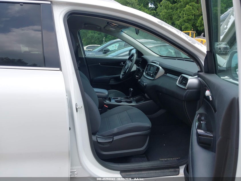 2017 Kia Sorento VIN 5XYPGDA5XHG207187 IAAI salvage auction — NORMAL WEAR, Clear (Kansas), sold $1,875 on 2026-07-08 (photo 5)