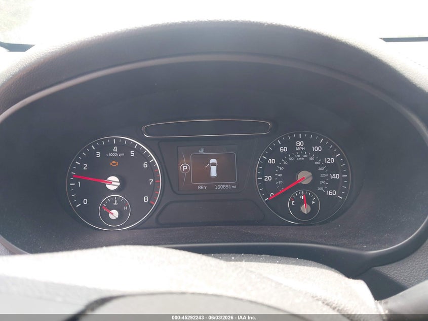2017 Kia Sorento VIN 5XYPGDA5XHG207187 IAAI salvage auction — NORMAL WEAR, Clear (Kansas), sold $1,875 on 2026-07-08 (photo 7)
