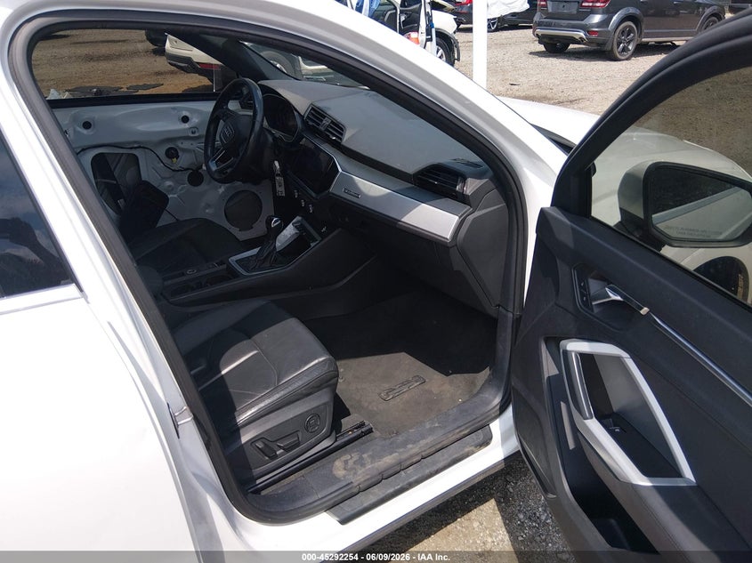 2021 Audi Q3 VIN WA1AUCF37M1064350 IAAI salvage auction — FRONT END, Salvage (South Carolina), sold $4,300 on 2026-07-25 (photo 5)
