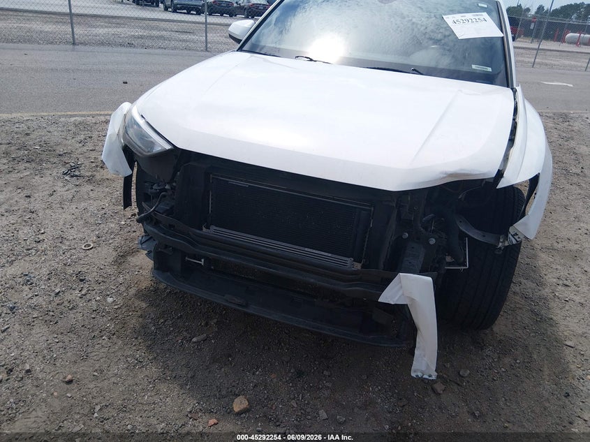 2021 Audi Q3 VIN WA1AUCF37M1064350 IAAI salvage auction — FRONT END, Salvage (South Carolina), sold $5,500 on 2026-07-29 (photo 6)