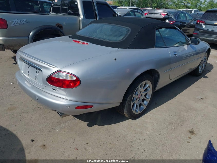 2002 Jaguar Xkr VIN SAJDA42B62PA26315 IAAI salvage auction — HAIL, Salvage (Ohio), sold $1,800 on 2026-07-29 (photo 4)